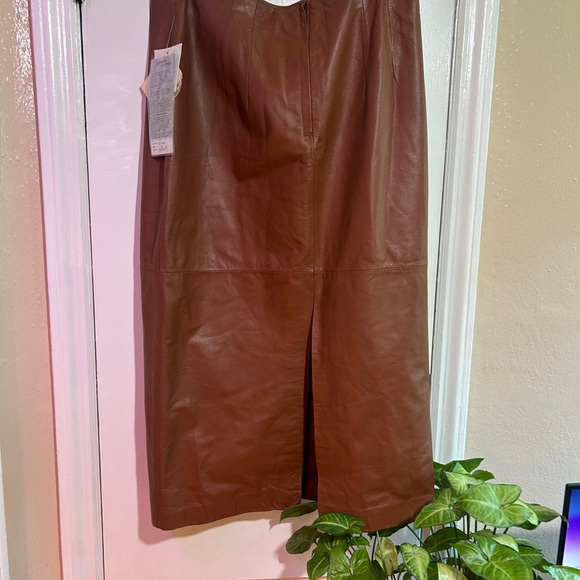 Brown Genuine Leather Skirt - Picture 4 of 10